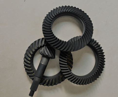 A roda de coroa da espiral de NISSAN e o pinhão enegrecem o tratamento de superfície anti - óleo