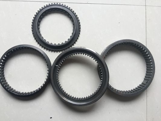 Engrenagens de transmissão do aço carbono e eixos extinguir alto de Frenquency e dentes duros